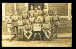 Carte Photo Militaire Soldats 51eme Regiment D' Infanterie Beauvais ( Format 9cm X 14cm ) - Regimenten