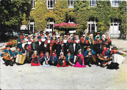 Groupe De Danseurs Auvergnats " GERGOVIA " MONTBRISON - Danses