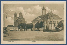 Prenzlau Markt Rathaus Denkmäler, Gelaufen 1927 (AK3626) - Prenzlau