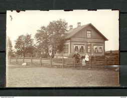 FINLAND ? Old Photograph House & Family With Children. Unknown Place. Information Is Welcomed! - Europa