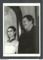 Painters Frida Kahlo Rivera And Diego Rivera (photographed 1932). Post Card Printed In USA, Unused - Artistes