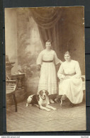 Old Family Photograph Ca 1900 Two Women With A Dog - Alte (vor 1900)