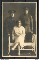 ESTLAND Estonia Ca 1920 Young Men In Military Uniforms With Their Mother? Photo Post Card - Militaria