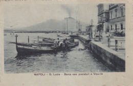 Napoli Santa Lucia Barca Con I Pescatori E Vesuvio - Sonstige & Ohne Zuordnung