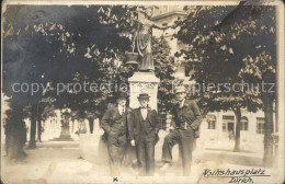12323347 Zuerich Volkshausplatz Gruppenbild Denkmal Statue Zuerich - Sonstige & Ohne Zuordnung