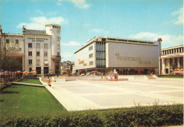 Poitiers * La Place Du Maréchal Leclerc * Grands Magasins AU PRINTEMPS DE PARIS * Banque - Poitiers