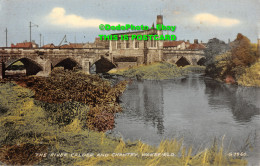R412422 The River Calder And Chantry. Wakefield. G7860. Valentines. Collocolour. - World