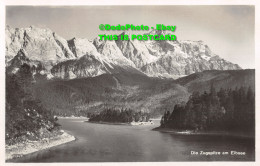 R412817 Die Zugspitze Am Eibsee. Postcard - World
