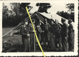 13 020 0524 WW2 WK2 BOUCHES DU RHONE ISTRES AVIATEURS  OFFICIERS SOLDATS  ALLEMANDS 1942 / 1944 - Guerra, Militares