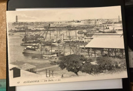 CPA EGYPTE EGYPT ALEXANDRIA ALEXANDRIE - LES DOCKS - Alexandrie