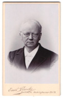Fotografie Emil Flasche, Barmen, Heckinghauser-Strasse 19, Portrait älterer Herr Im Anzug Mit Brille  - Anonieme Personen