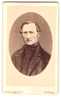 Fotografie H. Bimpage & Co., Lüneburg Am Meere, Portrait Charmanter Herr Mit Backenbart  - Anonyme Personen