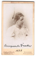 Fotografie E. Dürsch, Bielefeld, Niederwall 7 A, Portrait Junge Dame Mit Hochgestecktem Haar  - Anonymous Persons