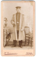 Fotografie H. Zwirnemann, Potsdam, Schockstr. 27, Portrait Soldat Im Uniformmantel  - Personnes Anonymes