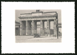 Fotografie Unbekannter Fotograf, Ansicht Berlin, Brandenburger Tor Um 1935  - Orte