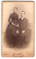 Fotografie B. Wehle, Dresden, Marienstr. 10, Portrait Eines Elegant Gekleideten Paares  - Personnes Anonymes