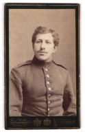 Fotografie Carl Dittmar, Landshut, Zwischen Den Brücken, Portrait Soldat In Uniform Rgt. 4 Mit Moustache  - Anonieme Personen