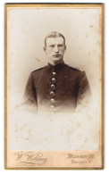 Fotografie W. Welsing, Münster I. W., Bergstr. 4, Portrait Soldat In Uniform  - Anonyme Personen