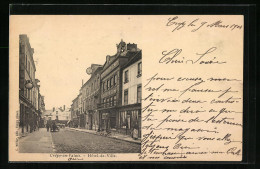 CPA Crépy-en-Valois, Hotel De Ville  - Autres & Non Classés