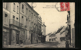 CPA Crépy-en-Valois, Rue Nationale Et Hotel De Ville  - Autres & Non Classés