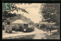 CPA Vieux-Moulin, Route Eugénie, Carrefour De Calvaire  - Autres & Non Classés
