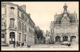 CPA Saint-Just-en-Chaussée, Place De L`Hotel De Ville  - Other & Unclassified