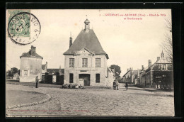 CPA Gournay-sur-Aronde, Hotel De Ville Et Gendarmerie  - Autres & Non Classés