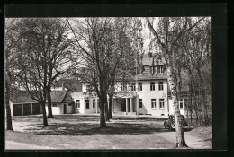 AK Güstrow I. Meckl., Vorderansicht Der HO Gaststätte Kurhaus Am Inselsee  - Guestrow