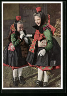 AK Zwei Kleine Hochzeitsgäste In Schwälmer Tracht  - Costumes