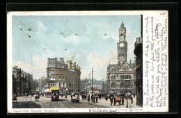 AK Bradford, Strassenbahn Am Town Hall Square  - Tram