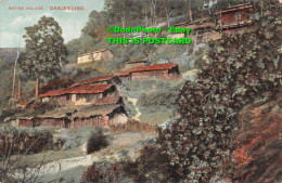 R414479 Darjeeling. Native Village. Postcard - Monde