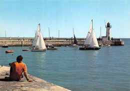 17 L ILE DE RE LA FLOTTE - Ile De Ré