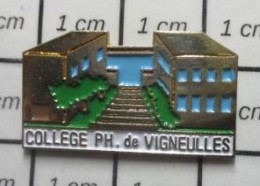 1818c Pin's Pins / Beau Et Rare / ADMINISTRATIONS / COLLEGE PH DE VIGNOLLES - Administration