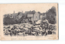 VEZELAY - Un Jour De Foire - Très Bon état - Vezelay