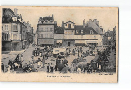 AVALLON - Le Marché - Très Bon état - Avallon