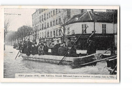 IVRY - Janvier 1910 - MM. Fallières, Briand, Mitterand, Lépine Se Rendant En Bateau En Ville - Très Bon état - Ivry Sur Seine