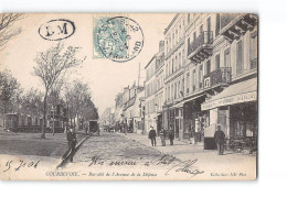 COURBEVOIE - Bas Côté De L'Avenue De La Défense - état - Courbevoie