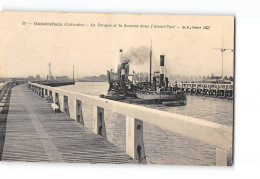 OUISTREHAM - La Drague Et La Suceuse Dans L'Avant Port - Très Bon état - Ouistreham