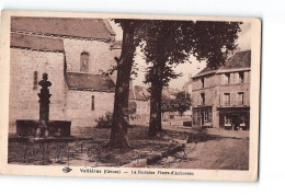 VALLIERES - La Fontaine Pierre D'Aubusson - état - Other & Unclassified