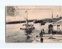 CHERBOURG : Départ De "L'Ariadne" Du Quai D'Embarquement - état - Cherbourg