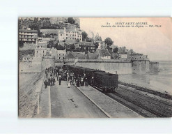 MONT SAINT MICHEL : Arrivée Du Train Sur La Digue - état - Le Mont Saint Michel