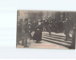 NANTES : Manifestations Du 22 Février 1906 à L'occasion Des Inventaires, La Police évacue Le Parvis - Très Bon état - Nantes