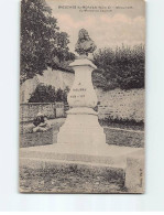 BAZOCHES DU MORVAN : Monument Du Maréchal Vauban - état - Bazoches