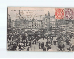 LILLE: La Grande Place Un Jour De Braderie - état - Lille