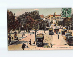 LYON : La Place Carnot, La Statue De La République Et La Station De Tramway - état - Other & Unclassified
