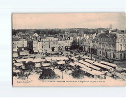 LE MANS : Panorama De La Place De La République Un Jour De Marché - état - Le Mans