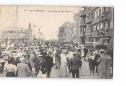 LE TREPORT - La Plage Un Jour De Fête - Très Bon état - Le Treport