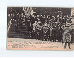 PARIS : Les Tuileries, 4  Juillet 1920, La Tribune Officielle Durant La Manifestation - état - Altri Monumenti, Edifici