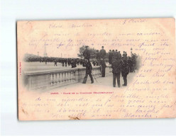 PARIS : Place De La Concorde ( Manifestation ) - état - Places, Squares