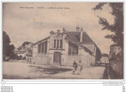 16. Charente :  Aigre :  La Mairie Et Les Halles . - Sonstige & Ohne Zuordnung